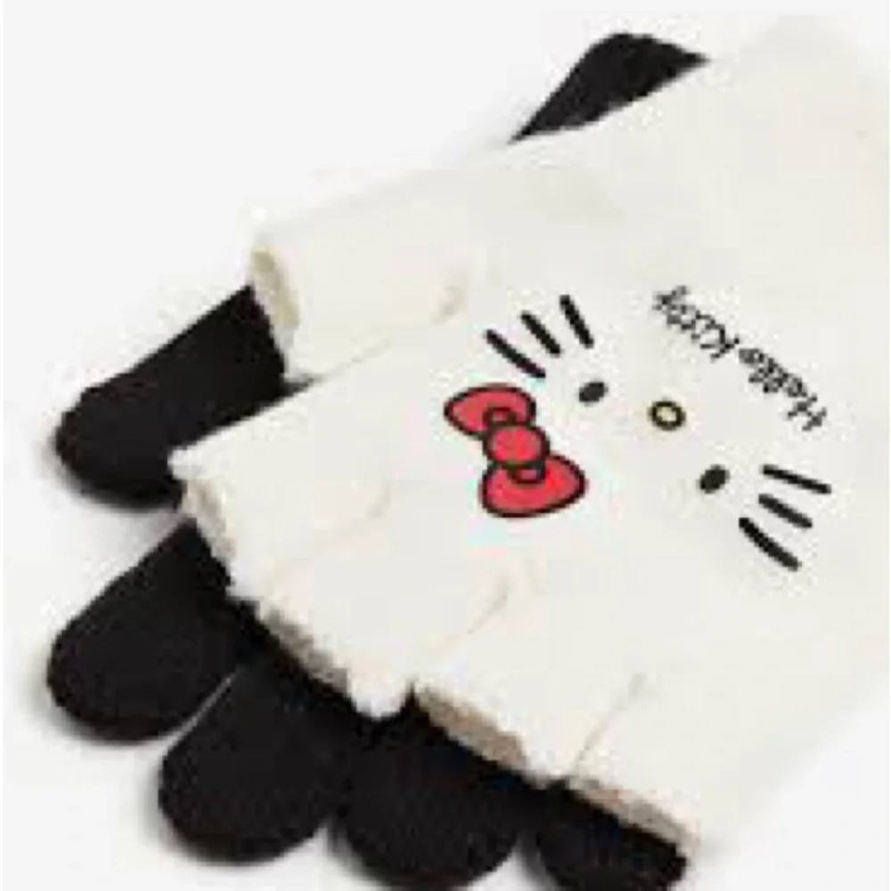 Hello Kitty Kids fingerless gloves mittens